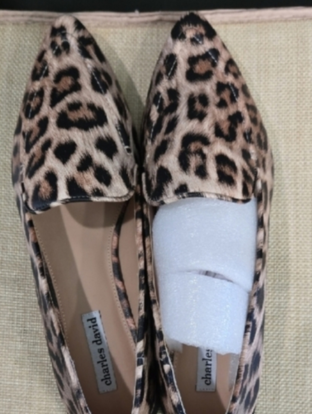 Charles David Leopard Print Pointed Loafers in Tan and Black - Picture 11 of 11
